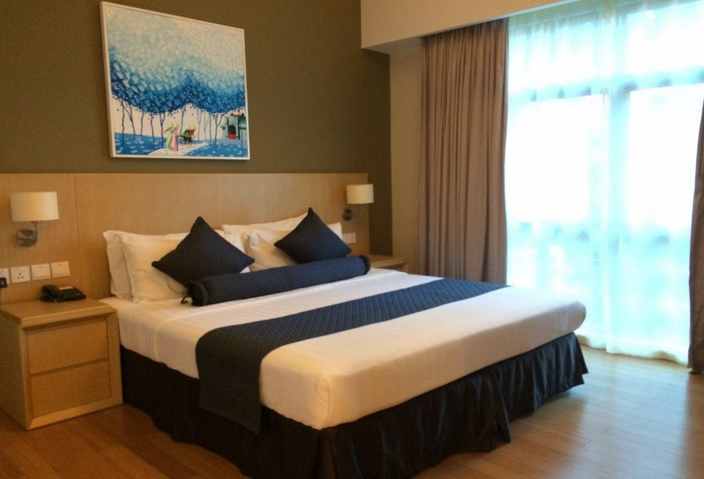 Somerset Хошимин Екстериор снимка Deluxe Room